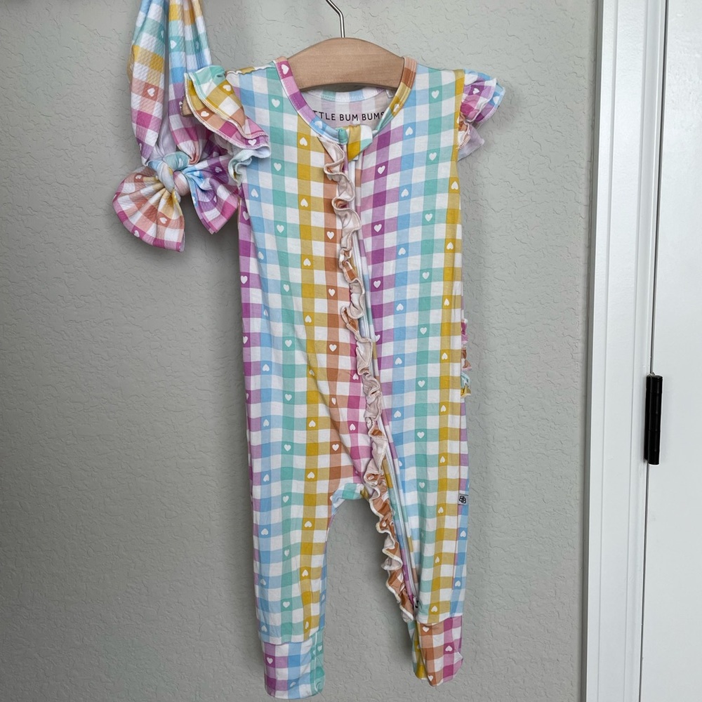 Little Bum Bums Spring Fling romper and bow 12-18m